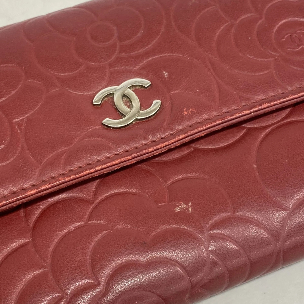 CHANEL Red Lambskin Leather Wallet - Picture 8 of 9